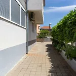 Apartment Sweet