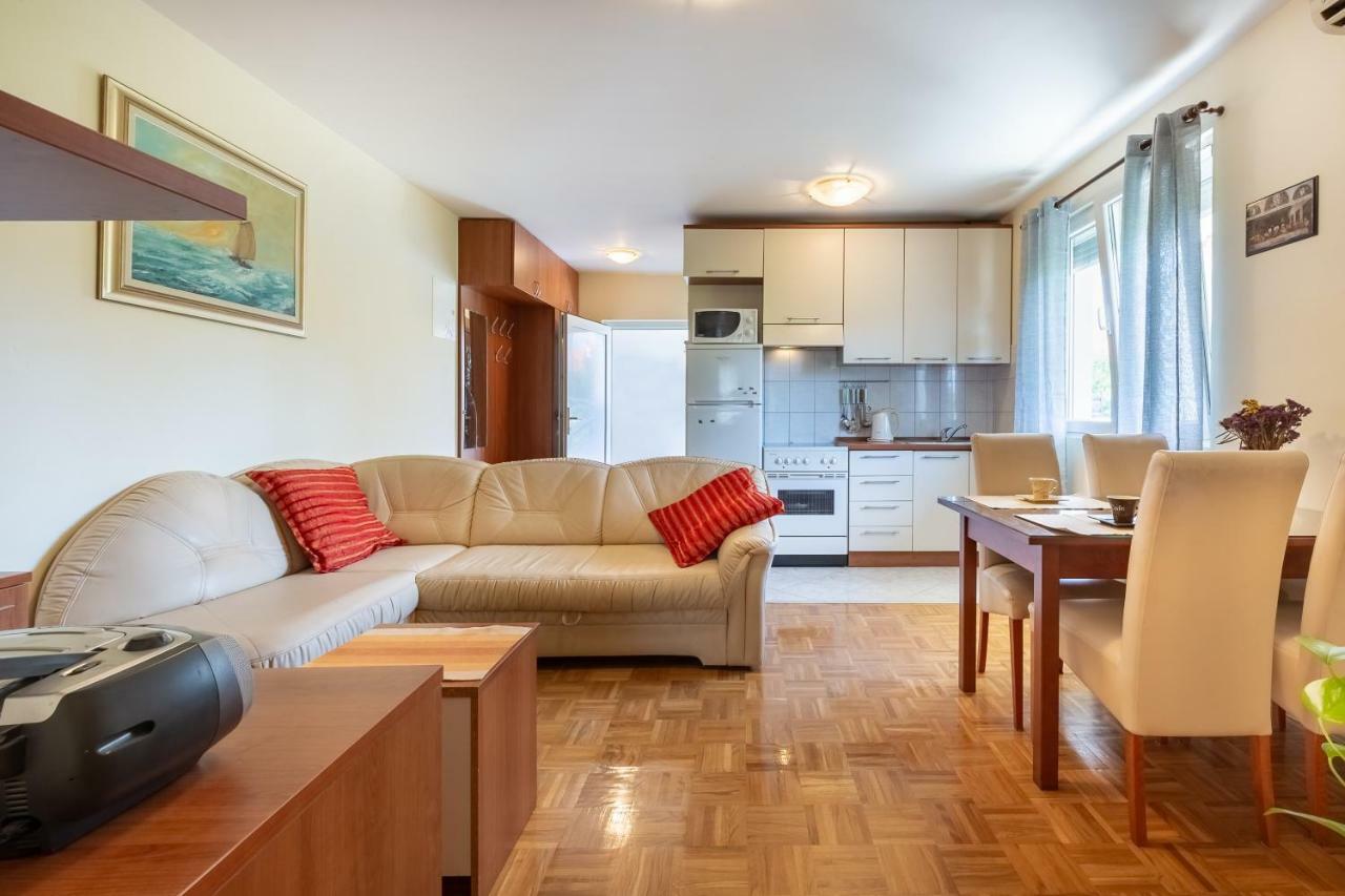 Apartament Sweet *